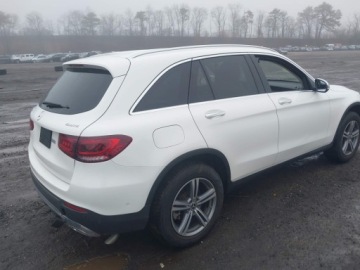 Mercedes GLC C254/X254 2022 Mercedes-Benz GLC 2022 MERCEDES-BENZ GLC 300 4MATIC SUV 2.0 Benzyna 255KM, zdjęcie 6
