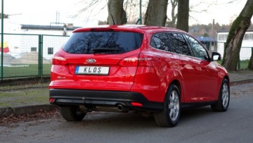 Ford Focus III Kombi Facelifting 2.0 TDCi 150KM 2016 .. Nawigacja .. Grzana Kierownica , Fotele i SZYBY .. Czujniki parkowania ., zdjęcie 11