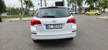 Opel Astra J Sports Tourer Facelifting 1.6 Twinport ECOTEC 115KM 2015 Opel Astra 1,6 115KM Led Klima PdC Import Raty Oplaty 1.6 Benzyna, zdjęcie 12