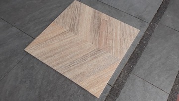 HASS BROWN ПАРКЕТ 60X60 GAT 3 TUBĄDZIN