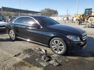 Mercedes Klasa C W205 2018 Mercedes-Benz Klasa C C300 2018 2.0 Benzyna 241KM, zdjęcie 4