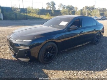 BMW Seria 7 G70 2023 BMW Seria 7 760I XDrive 2023 4.4l 4.4 Benzyna 536KM, zdjęcie 6