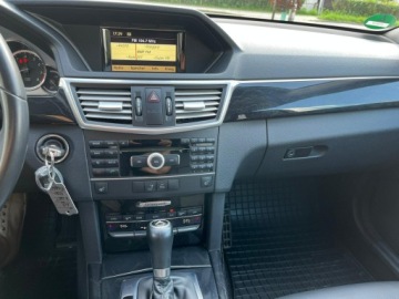 Mercedes Klasa E W212 Kombi 200 CGI BlueEFFICIENCY 184KM 2011 Mercedes E 200 Benz E212 Avantgarde, zdjęcie 7