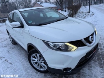 Nissan Qashqai II Crossover 1.2 DIG-T 115KM 2015 Nissan Qashqai Nissan Qashqai 1.2 DIG-T N-Vision 1.2 Benzyna 115KM, zdjęcie 18