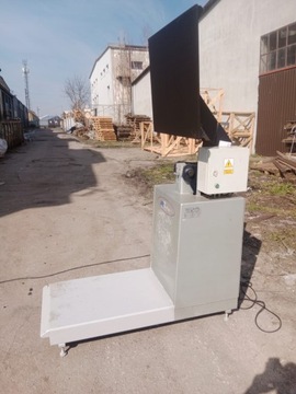 Пресс-компактор Компактор для фольги, картона, мусора, макулатуры