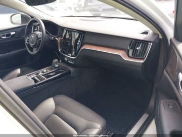 Volvo S60 III 2025 Volvo S60 2025 VOLVO S60 PLUG-IN HYBRID T8 PLUS 2.0 Hybryda Plug-in 312KM, zdjęcie 12