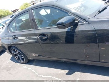 BMW Seria 3 G20-G21 2022 BMW Seria 3 330E 2022 2.0l 2.0 Hybryda 180KM, zdjęcie 6