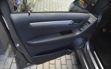 Mercedes Klasa B W245 180 CDI 109KM 2010 Mercedes-Benz Klasa B Mercedes-Benz Klasa B 180 CDI Special Edition 2.0, zdjęcie 13