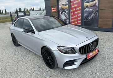 Mercedes Klasa E W213 Limuzyna AMG 3.0 53 AMG 435KM 2019 Mercedes-Benz Klasa E 4x4 E 53 AMG 3.0 BENZ 435 KM 2019r Warszawa 3.0, zdjęcie 1