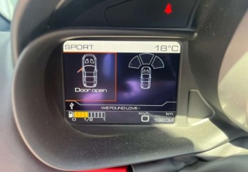 Ferrari California 2017 Ferrari California Ferrari California 3.9 Benzyna 560KM, zdjęcie 13