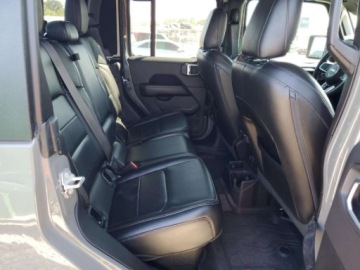 Jeep Gladiator 2021 Jeep Gladiator 2021, 3.6L, 4x4, OVERLAND, od ubezpieczalni 3.6 Benzyna, zdjęcie 9