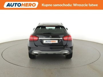 Mercedes GLA I Off-Roader Facelifting 1.6 200 156KM 2019 Mercedes GLA 200 Automat Navi Kamera cofania, zdjęcie 5