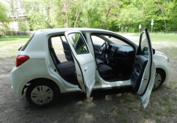 Mitsubishi Space Star Hatchback 5d 1.0 71KM 2016 Mitsubishi Space Star maly tani niezawodny SERWISOWANY Benzyna 71KM, zdjęcie 9