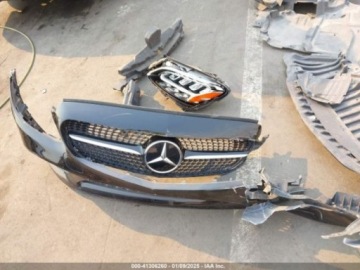 Mercedes Klasa C W206 2021 Mercedes-Benz Klasa C 2021r., 2.0L 2.0 Benzyna 255KM, zdjęcie 12