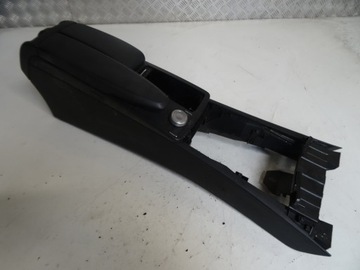 LOKETNÍ OPĚRKA MERCEDES W 204