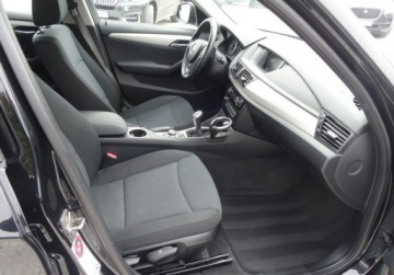 BMW X1 E84 Crossover Facelifting sDrive 18d 143KM 2013 BMW X1 2.0D 143KM Navi Xenon Bezwypadkowy Serwis Zadbany Oplacony 2.0, zdjęcie 16