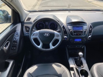 Hyundai ix35 SUV 1.7 CRDi 115KM 2011 Hyundai ix35 KLIMATYZACJA SKORY GRZANE FOTELE PARKTRONIC TEMPOMAT PELEN SE, zdjęcie 8