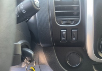 Renault Trafic III 2020 Renault Trafic 9 osobowy Nadmuchy na tyl Automat 170KM SalonPL Serwisowany, zdjęcie 18