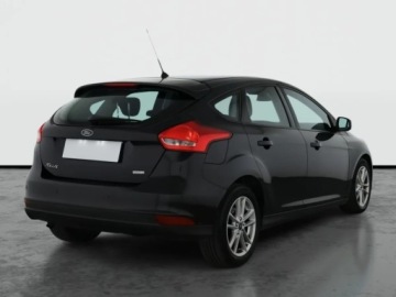 Ford Focus III Hatchback 5d facelifting 1.0 EcoBoost 125KM 2015 Ford Focus 1.0 EcoBoost, Salon Polska, Serwis ASO, zdjęcie 4