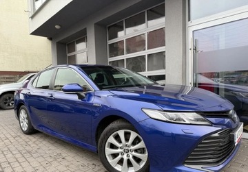 Toyota Camry IX Sedan 2.5 Hybrid Dynamic Force 218KM 2020 Toyota Camry Salon Polska, Serwis ASO, Gwarancja 2.5 Hybryda 218KM, zdjęcie 17