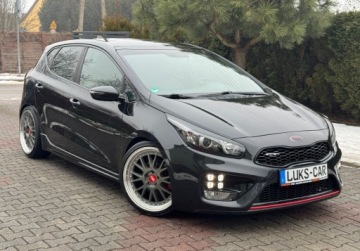Kia Ceed II GT 5d 1.6 T-GDI 204KM 2017 Kia Ceed GT 1.6 204KM Climatronic NAVI Kamera PANO Bezwypadkowy SERWIS, zdjęcie 10