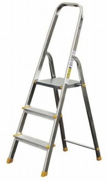 Лестница алюминиевая, 3 ступени, прочность 125 кг.
