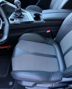 Peugeot 5008 II Crossover Facelifting 1.2 PureTech 130KM 2021 Peugeot 5008 POLIFT Kamera Cofania Benzyna Manual, zdjęcie 18