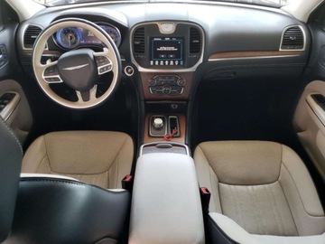 Chrysler 300C II 2017 Chrysler 300C Platinum 2017 5.7l 5.7 Benzyna 363KM, zdjęcie 8