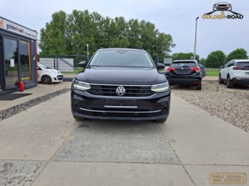 Volkswagen Tiguan II SUV 1.5 TSI EVO 150KM 2020 Volkswagen Tiguan 1,5 tsi 150KM DSG klima navi elektryka alu grz. fot i ki, zdjęcie 2