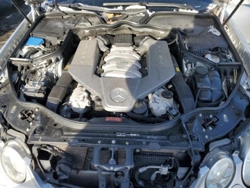 Mercedes Klasa E W211 2008 Mercedes-Benz Klasa E 63 Amg 2008 6.2 Benzyna 507KM, zdjęcie 6