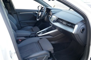 Audi A3 8Y Limousine 1.5 35 TFSI 150KM 2022 Audi A3 Limousine S LINE skóra KAMERA virtual, zdjęcie 19