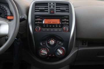 Nissan Micra IV Hatchback 5d Facelifting 1.2 80KM 2015 Nissan Micra 1.2 12V, Salon Polska, Serwis ASO, zdjęcie 11