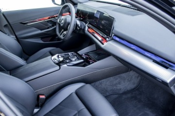 BMW Seria 5 G90-91 Touring 2.0 520d 197KM 2026 BMW 520 xDrive Limuzyna - DEMO - Koła zimowe w, zdjęcie 19