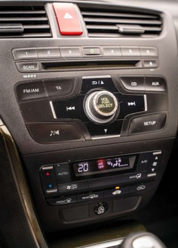 Honda Civic IX Hatchback 5d 1.4 i-VTEC 100KM 2012 Honda Civic Honda Civic IX 1.4 LPG 100KM 1.3 BenzynaLPG 100KM, zdjęcie 13