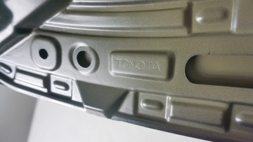 BLATNÍK LEVÝ PŘEDNÍ TOYOTA AVENSIS 3 III T27 08-12 209 2008-2012