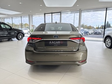 Toyota Corolla XII Sedan 1.8 Hybrid 122KM 2022 Toyota Corolla Executive / 1 właściciel / Salon Po, zdjęcie 2