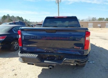 Chevrolet Silverado II 2023 Chevrolet Silverado 2023, 5.3L, 4x4, SHORT BED RST, od ubezpieczalni, zdjęcie 4