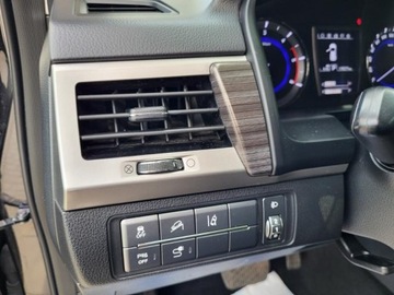 Ssangyong Rexton IV SUV 2.2 Diesel 181KM 2018 SSANGYONG REXTON 4WD, 2.2 Diesel 181KM* Salon PL* 1 wł *ASO *Bezwypadkowy, zdjęcie 5