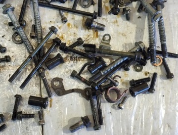 Болты для снятия двигателя Yamaha Fazer FZS 600 1998-2004r