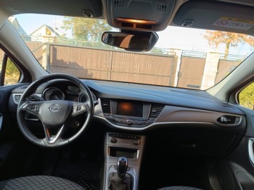 Opel Astra K Hatchback Facelifting 1.2 Turbo 130KM 2021 Opel Astra 1.2 K 130KM Salon PL 36 tyś km JAK NOWY po przeglądzie rok 2021, zdjęcie 2