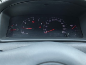 Toyota Corolla IX (E12) Kombi 2.0 D-4D 116KM 2005 Toyota Corolla 2.0 D-4D, HAK, Klima, El. szyby, zdjęcie 10