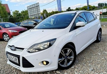 Ford Focus III Kombi 1.0 EcoBoost 100KM 2013 Ford Focus Ford Focus Turnier 1.0 EcoBoost Start-Stopp-System Ambiente, zdjęcie 21