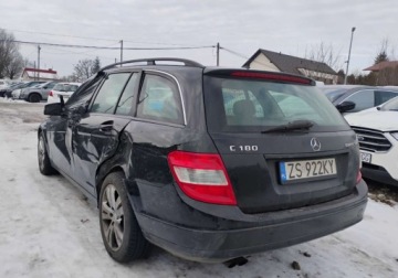 Mercedes Klasa C W204 Kombi T204 1.8 180 K 156KM 2008 Mercedes-Benz Klasa C 112008r. 1.8 Benzyna. Lekko uszkodzony lewy bok. Jez, zdjęcie 2