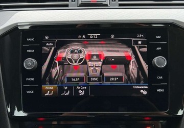 Volkswagen Passat B8 Variant Facelifting 1.5 TSI EVO 150KM 2023 Volkswagen Passat Variant Variant Business Pakiety, ACC, Kamera, GPS, Pod, zdjęcie 30