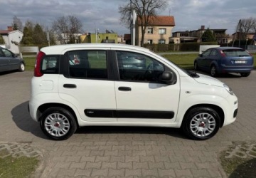 Fiat Panda III Hatchback 5d seria 3 1.2 69KM 2019 Fiat Panda Fiat Panda 1.2 StartampStop Pop 1.2 Benzyna 69KM, zdjęcie 3