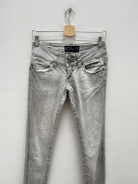 BERSHKA * spodnie jeans rurki skinny 36 S