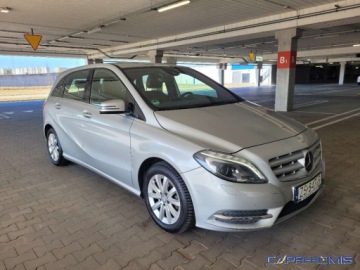 Mercedes Klasa B W246 Sports Tourer 180 BlueEFFICIENCY 122KM 2013 Mercedes-Benz Klasa B B180 I wlascicielka Super wyposazona Automat 1.6, zdjęcie 20