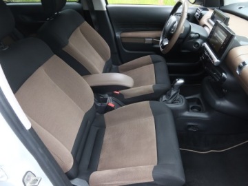 Citroen C4 Cactus Crossover 1.2 PureTech 82KM 2016 Citroen C4 Cactus 1.2 PureTech, Salon Polska, zdjęcie 8