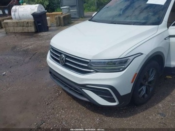 Volkswagen Tiguan II 2022 Volkswagen Tiguan 2022 Volkswagen Tiguan 2.0T SE 4MOTION 2.0 Benzyna 184KM, zdjęcie 1