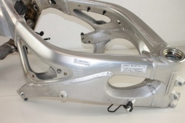 YAMAHA R6 RJ01 RJ03 98-02 РАМА С ДОКУМЕНТАМИ 1999